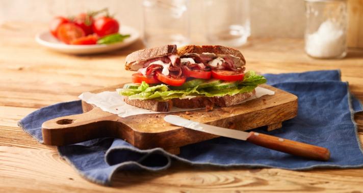 Költséghatékony, változatos és az életmódváltásba is beilleszthető fogás: így készítsük el a tökéletes szendvicset