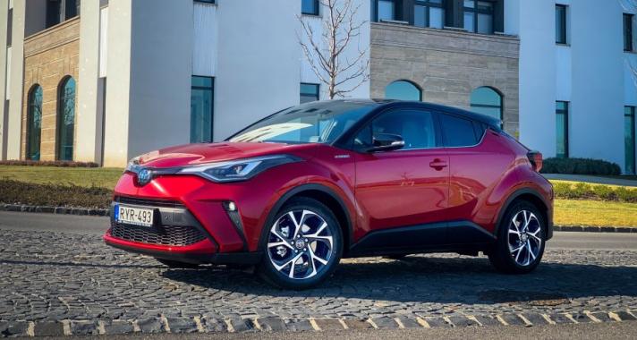 Célba ért – Toyota C-HR Selection 2.0 Hybrid